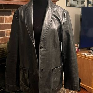 100% genuine Leather